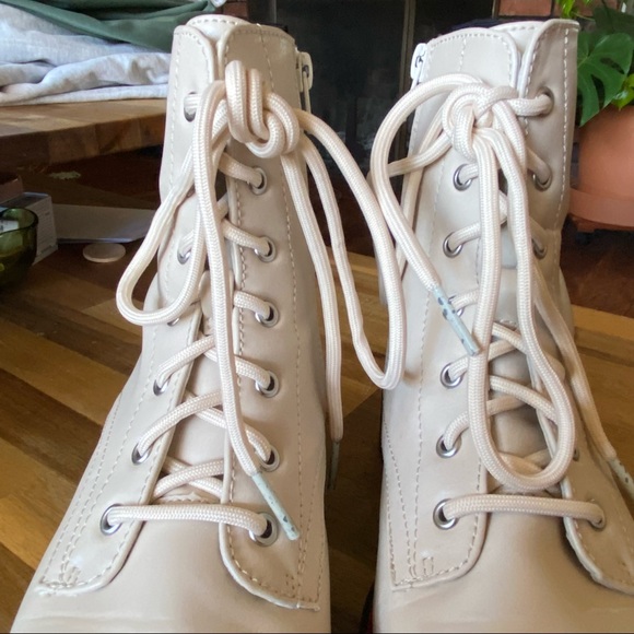 Platform Steve Madden Boots - Picture 13 of 13